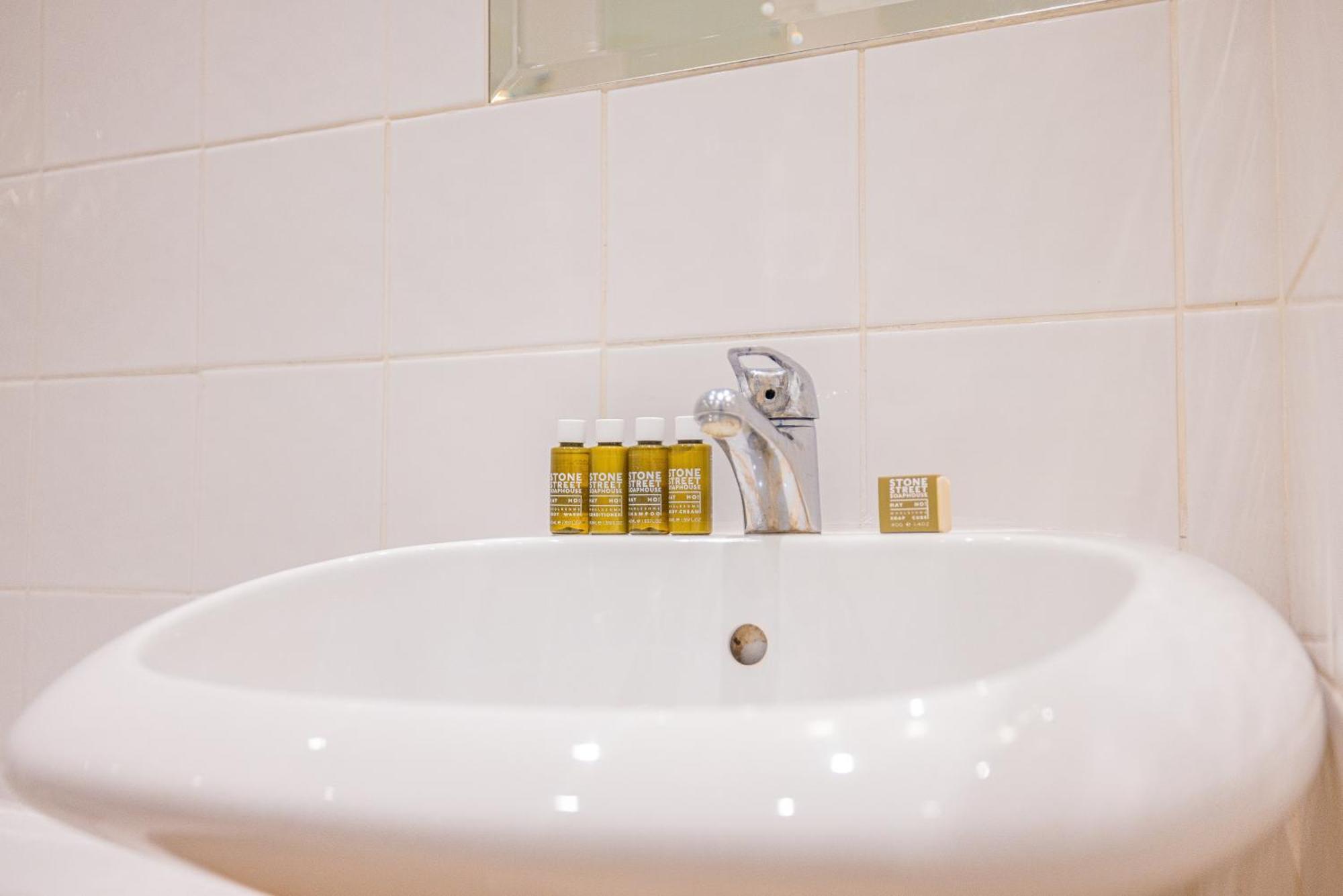 לונדון Gorgeous 3 B Edroom Home In Little Venice מראה חיצוני תמונה